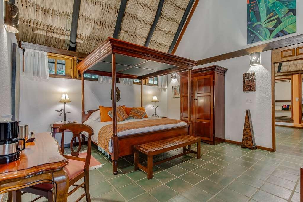 The Lodge At Chaacreek San Ignacio Rum bild
