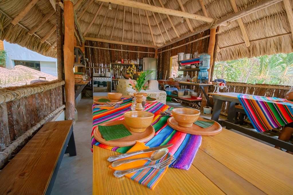 The Lodge At Chaacreek San Ignacio Bekvämligheter bild