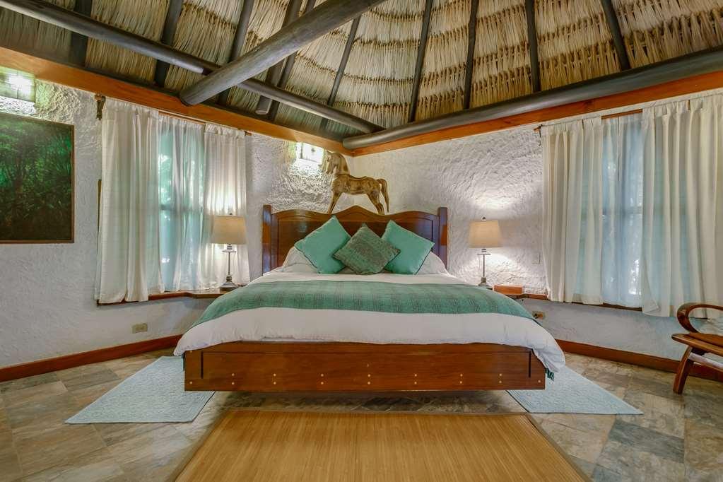 The Lodge At Chaacreek San Ignacio Rum bild